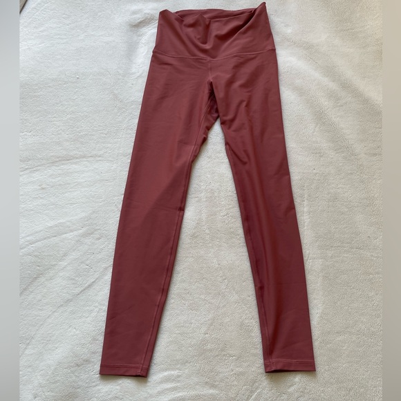 Old Navy power soft leggings with hidden phone pocket high rise compression - Picture 3 of 5